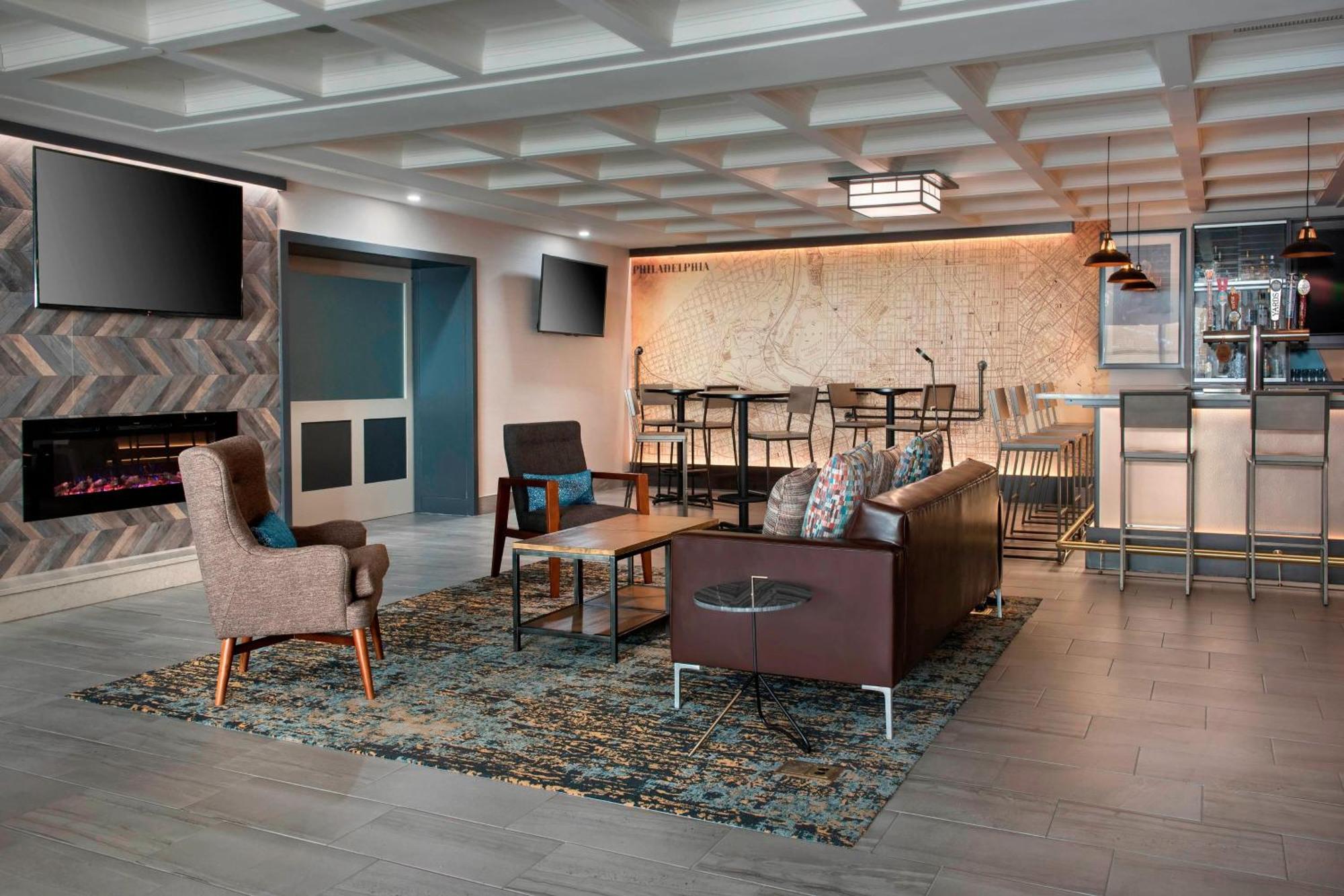 Отель Four Points Philadelphia Northeast Экстерьер фото