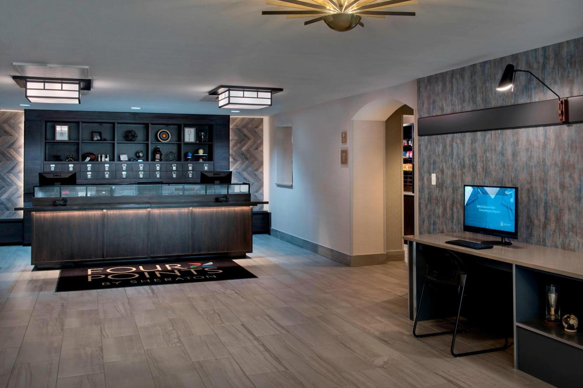 Отель Four Points Philadelphia Northeast Экстерьер фото
